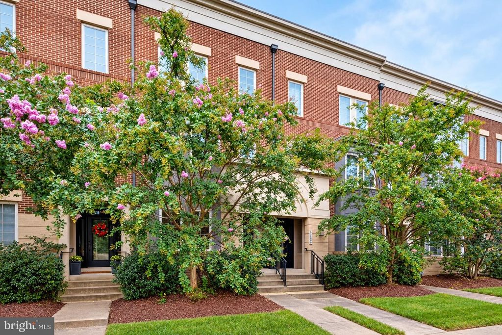 42290 PEREGRINE TER, Brambleton, VA 20148