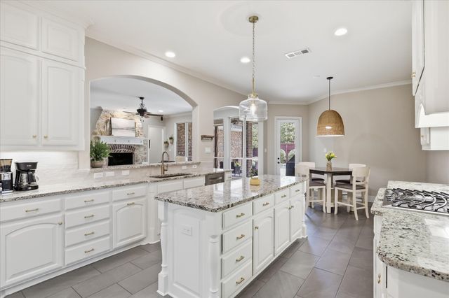 1137 King Mark Drive, Lewisville, TX 75056