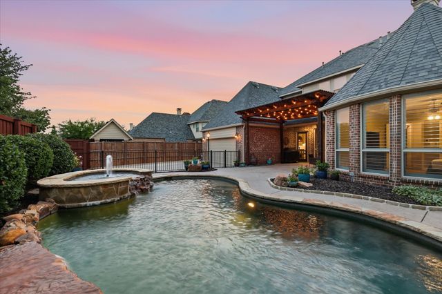 1137 King Mark Drive, Lewisville, TX 75056