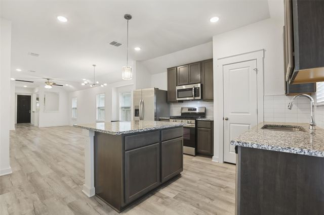 2340 Sawdust DR, Georgetown, TX 78633