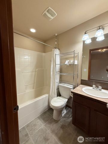 17813 79th Avenue Ct E, Puyallup, WA 98375