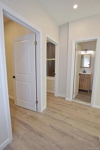 39-31 47th Avenue, Sunnyside, NY 11104