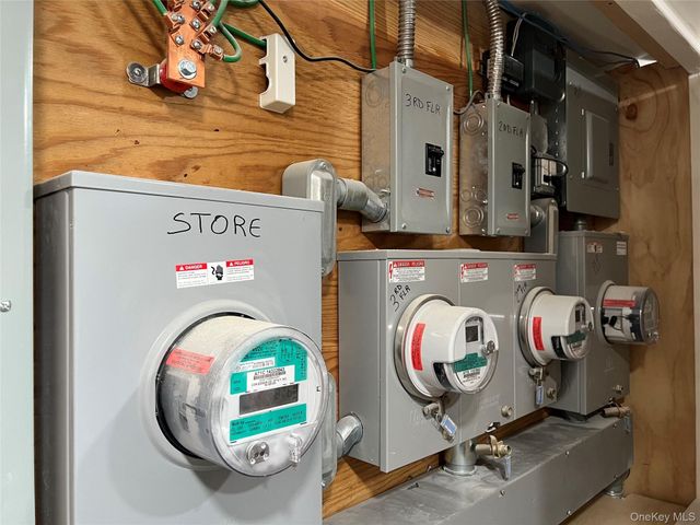 39-31 47th Avenue, Sunnyside, NY 11104