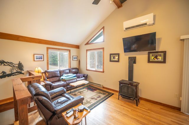 68 East Brook Crossing, Wilmington, VT 05363