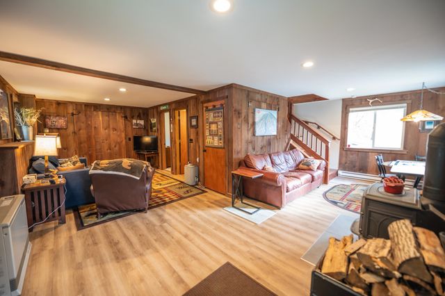 68 East Brook Crossing, Wilmington, VT 05363