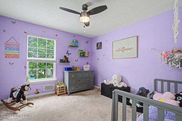 10514 Harrogate Ct, Louisville, KY 40229