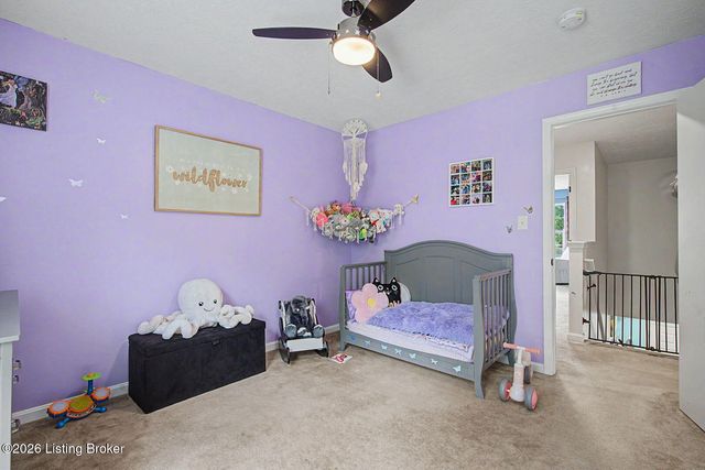10514 Harrogate Ct, Louisville, KY 40229