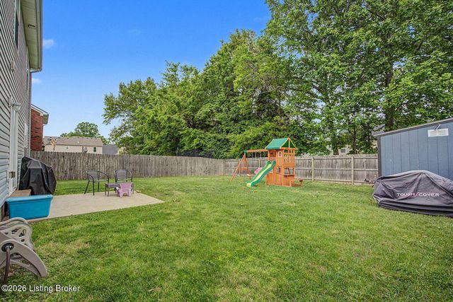 10514 Harrogate Ct, Louisville, KY 40229