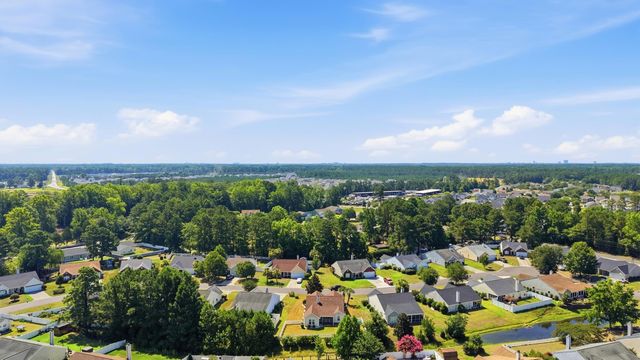 215 Devonbrook Pl., Longs, SC 29568