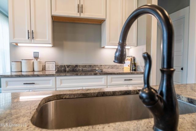 4121 Jenny Lane, Hernando, MS 38632