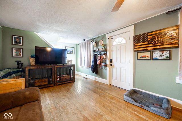 313 S Main Street, Fillmore, IN 46128