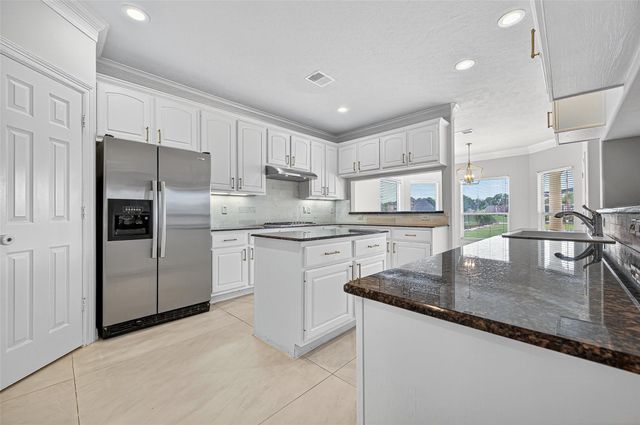 1902 Sparrows Ridge, Katy, TX 77450