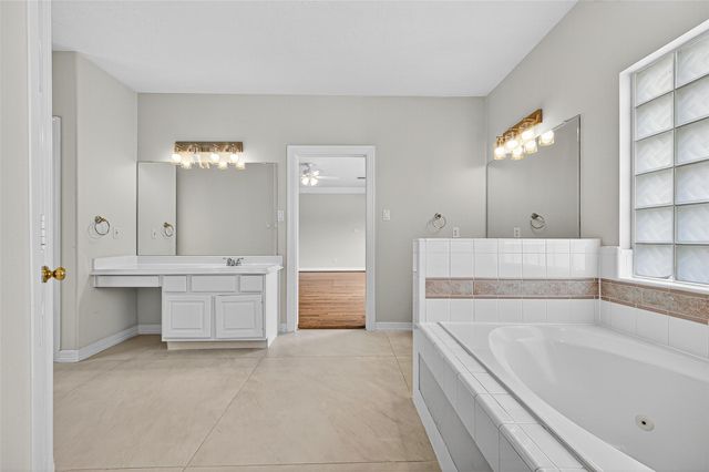 1902 Sparrows Ridge, Katy, TX 77450