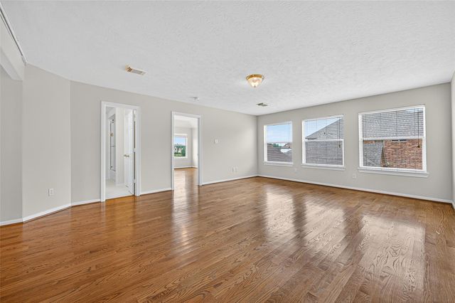 1902 Sparrows Ridge, Katy, TX 77450