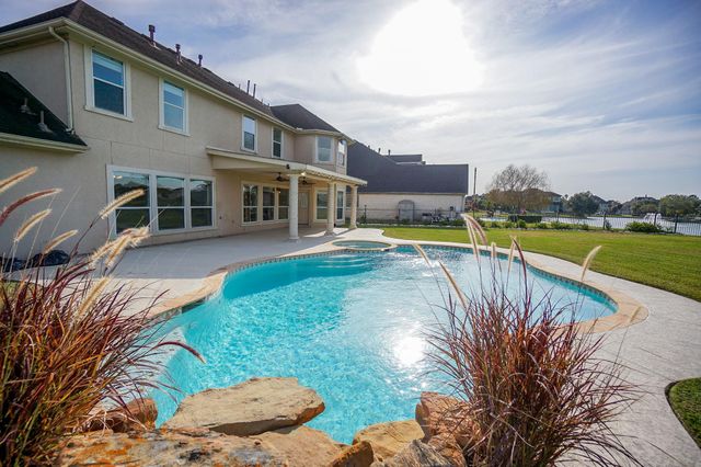 1902 Sparrows Ridge, Katy, TX 77450