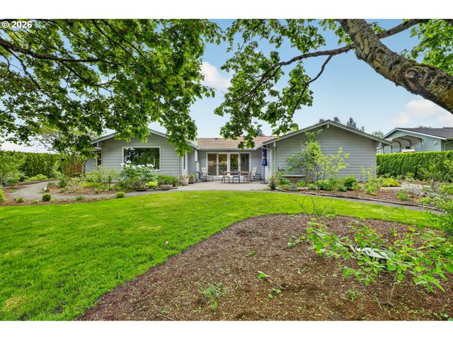 1445 Ne COUNTRY CLUB Ave, Gresham, OR 97030