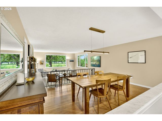 1445 Ne COUNTRY CLUB Ave, Gresham, OR 97030