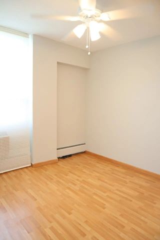 9009 Golf Road 8B, Des Plaines, IL 60016