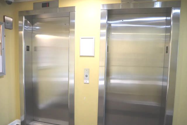 9009 Golf Road 8B, Des Plaines, IL 60016