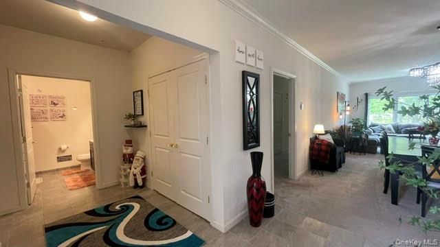 40 Greentree Court, Shirley, NY 11967