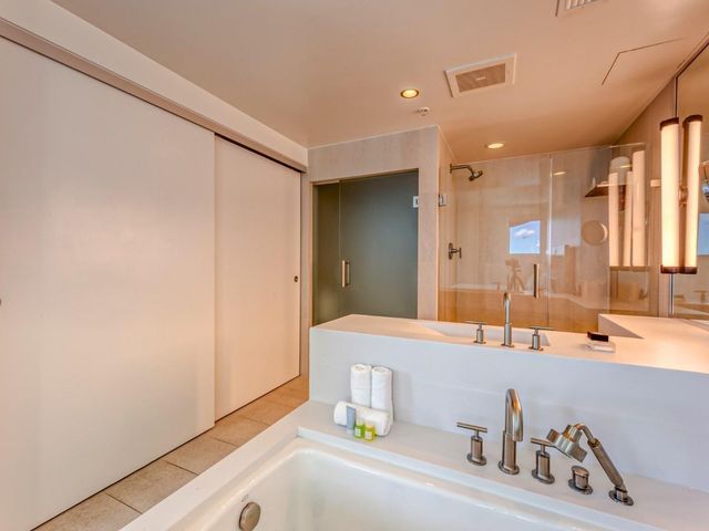3101 Bayshore Drive 1409, Fort Lauderdale, FL 33304