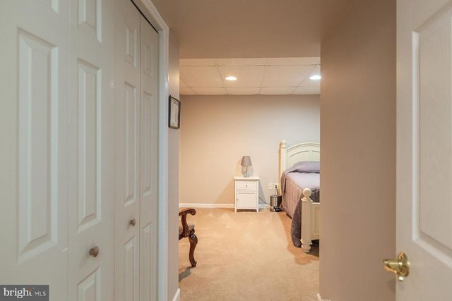 2050 CLOVERTON DR, Columbia, PA 17512