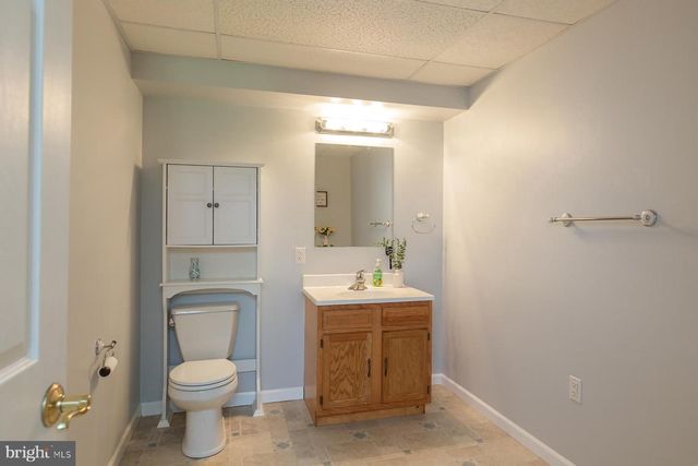 2050 CLOVERTON DR, Columbia, PA 17512