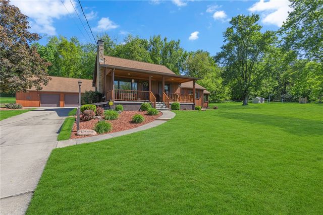 2085 Frew Mill Rd, Shenango Twp, PA 16101