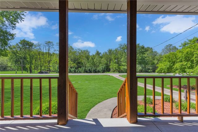 2085 Frew Mill Rd, Shenango Twp, PA 16101