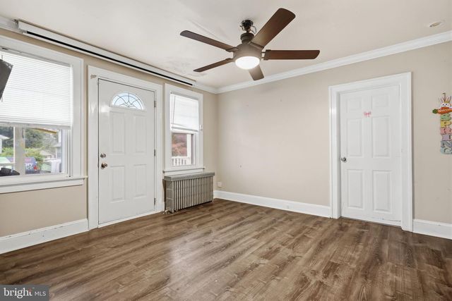 1134 GRIEB, Bristol, PA 19007