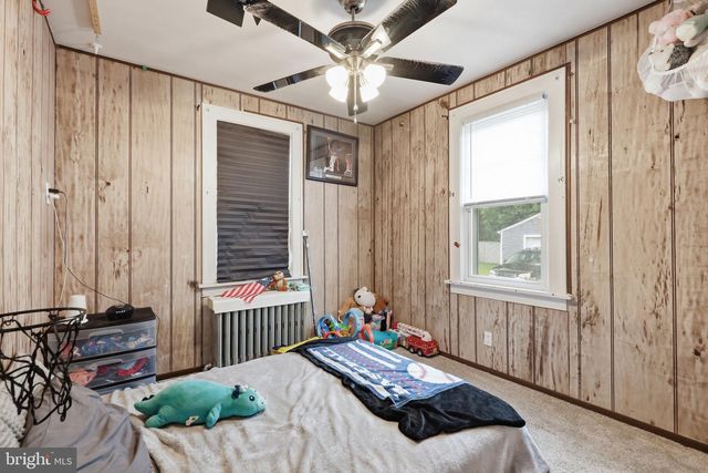 1134 GRIEB, Bristol, PA 19007