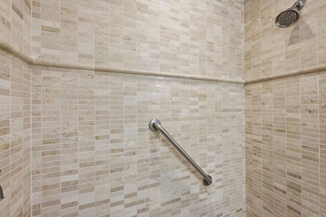 2168 Valleydale Lane, Encinitas, CA 92024