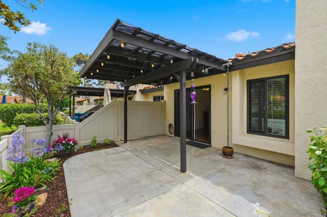 2168 Valleydale Lane, Encinitas, CA 92024