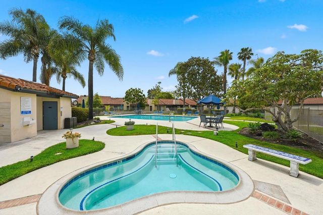 2168 Valleydale Lane, Encinitas, CA 92024