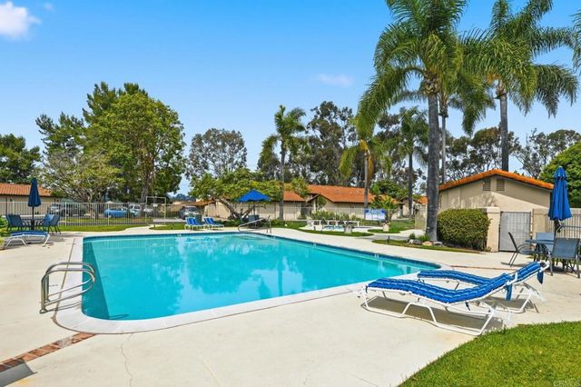 2168 Valleydale Lane, Encinitas, CA 92024