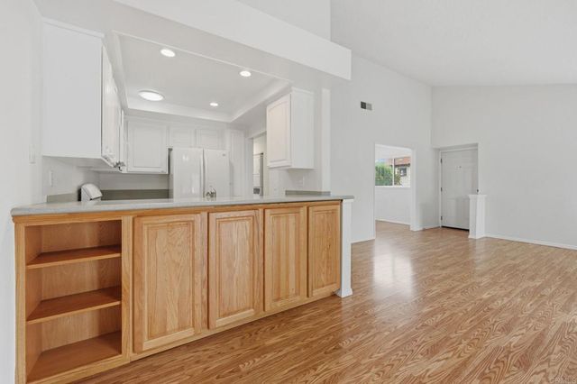 2168 Valleydale Lane, Encinitas, CA 92024