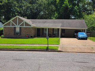 5151 DOWNS DR, Memphis, TN 38135