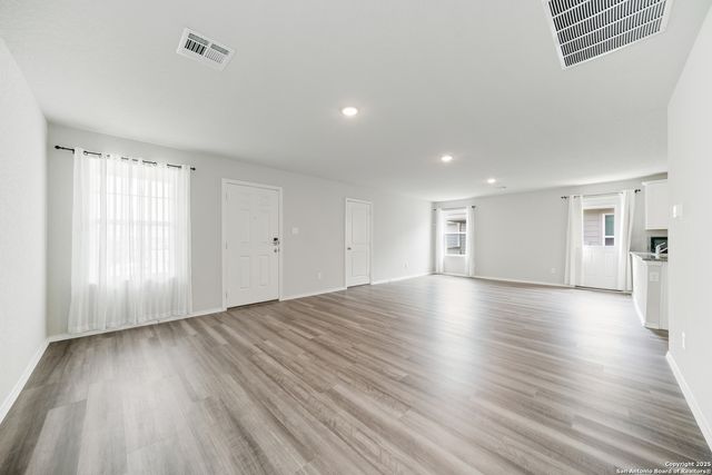 6534 Augustus Magee, San Antonio, TX 78220