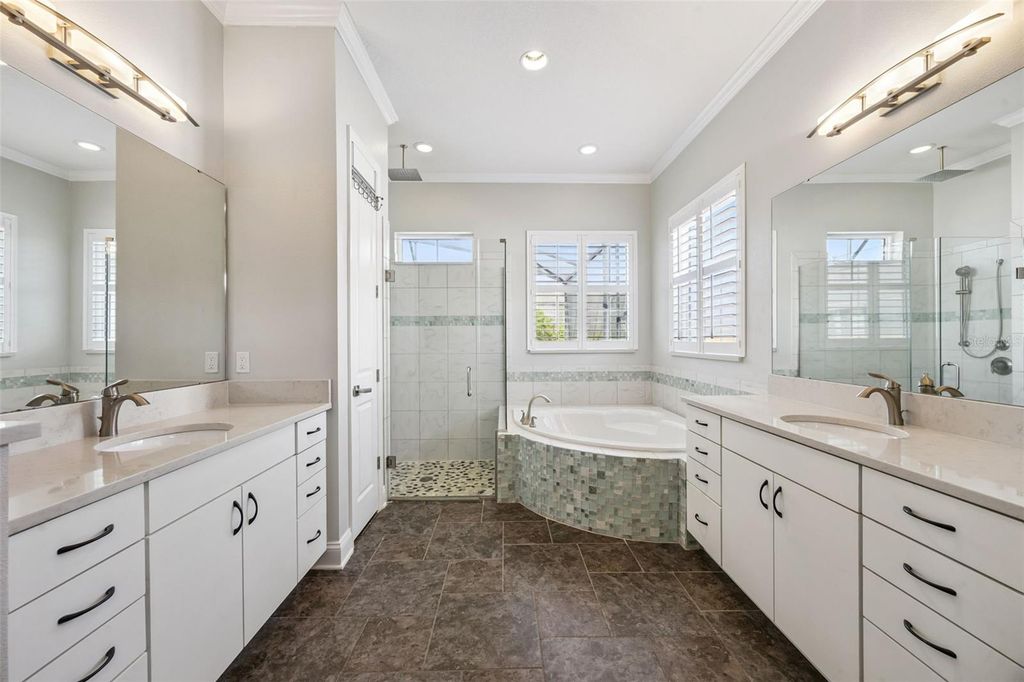 Image 52 of property listing at 14160 ELIOT AVENUE, Orlando, FL 32827