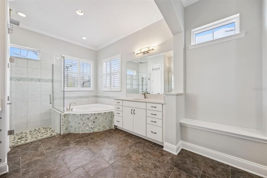 Image 54 of property listing at 14160 ELIOT AVENUE, Orlando, FL 32827