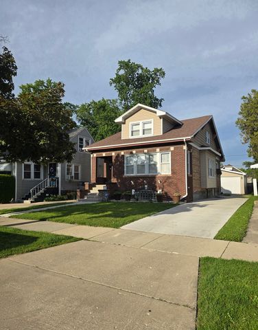 927 24th Avenue, Bellwood, IL 60104