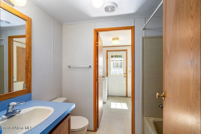 122 E Walrose Loop, Hayden, ID 83835