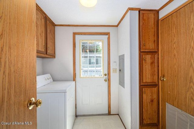 122 E Walrose Loop, Hayden, ID 83835