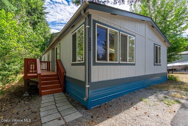 122 E Walrose Loop, Hayden, ID 83835