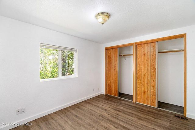 122 E Walrose Loop, Hayden, ID 83835