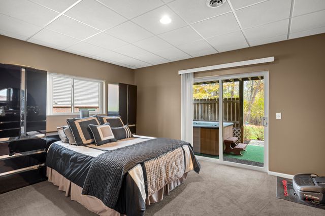 8761 River Run Drive, White Lake Twp, MI 48386