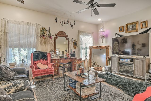 216 Mckinley Church Road, Johnson City, TN 37604