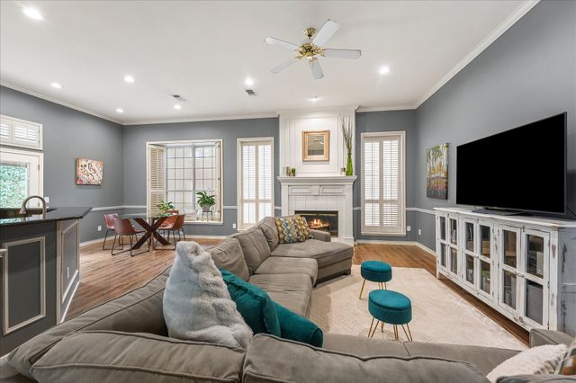 5923 La Cumbre Drive, Mckinney, TX 75072