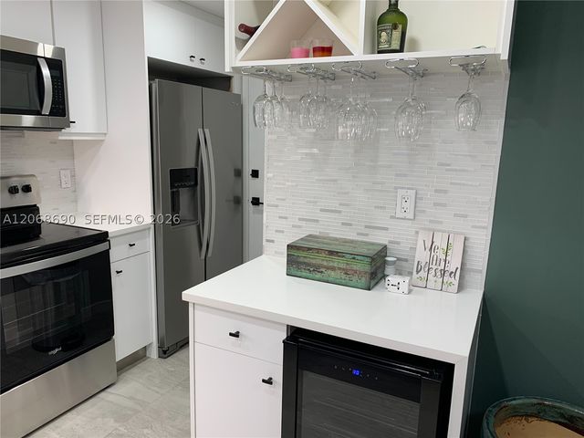 100 Golden Isles Dr 409, Hallandale Beach, FL 33009