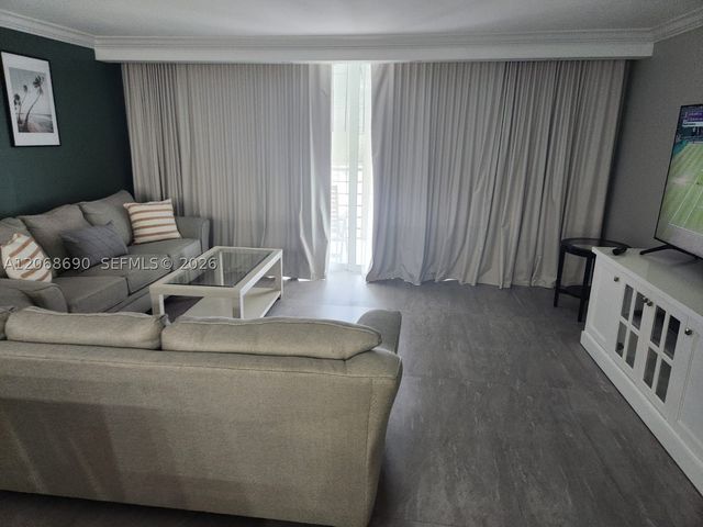 100 Golden Isles Dr 409, Hallandale Beach, FL 33009